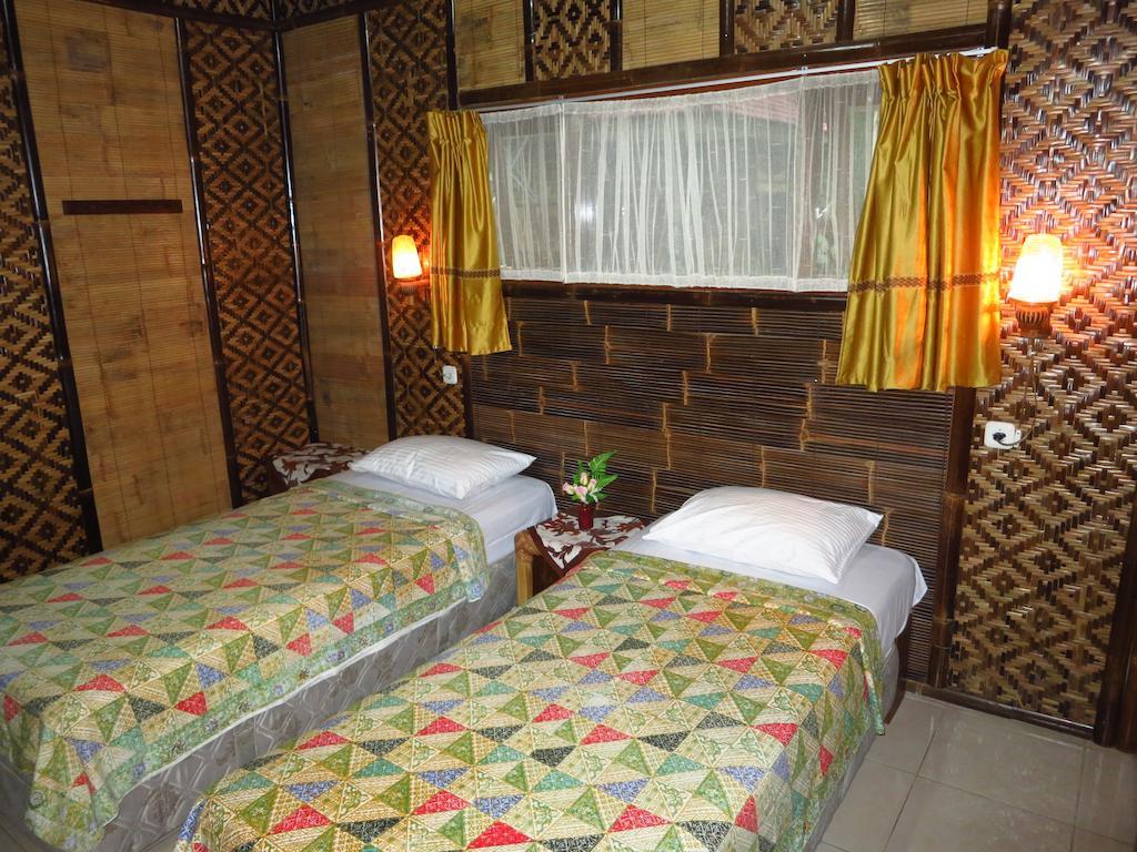 Enny'S Guest House Malang Quarto foto